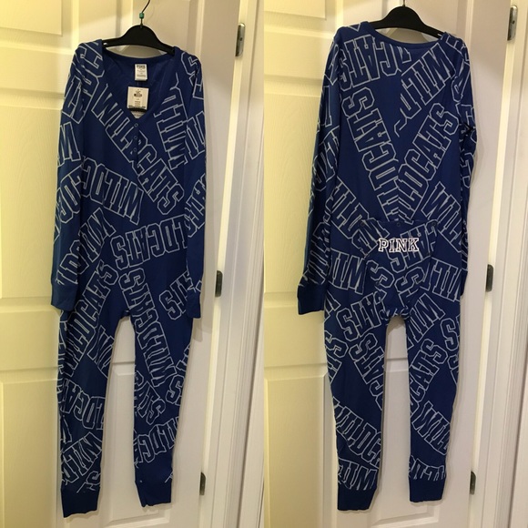PINK Victoria's Secret Other - 💖Victoria’s Secret PINK College thermal sleepwear